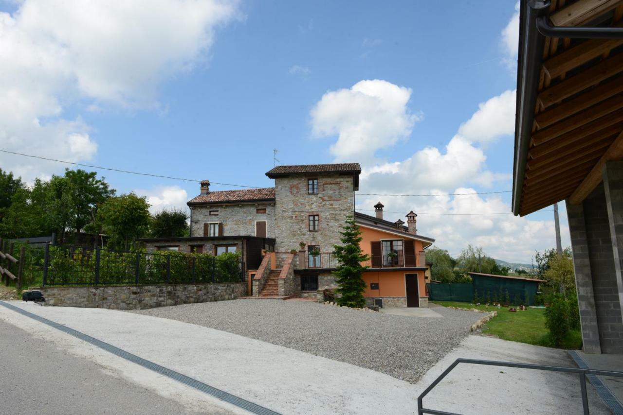 Torretta Di Bassano Hotel Rivergaro Eksteriør billede